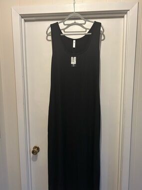 24/7 Comfort Apparel Black Sleeveless Maxi Dress